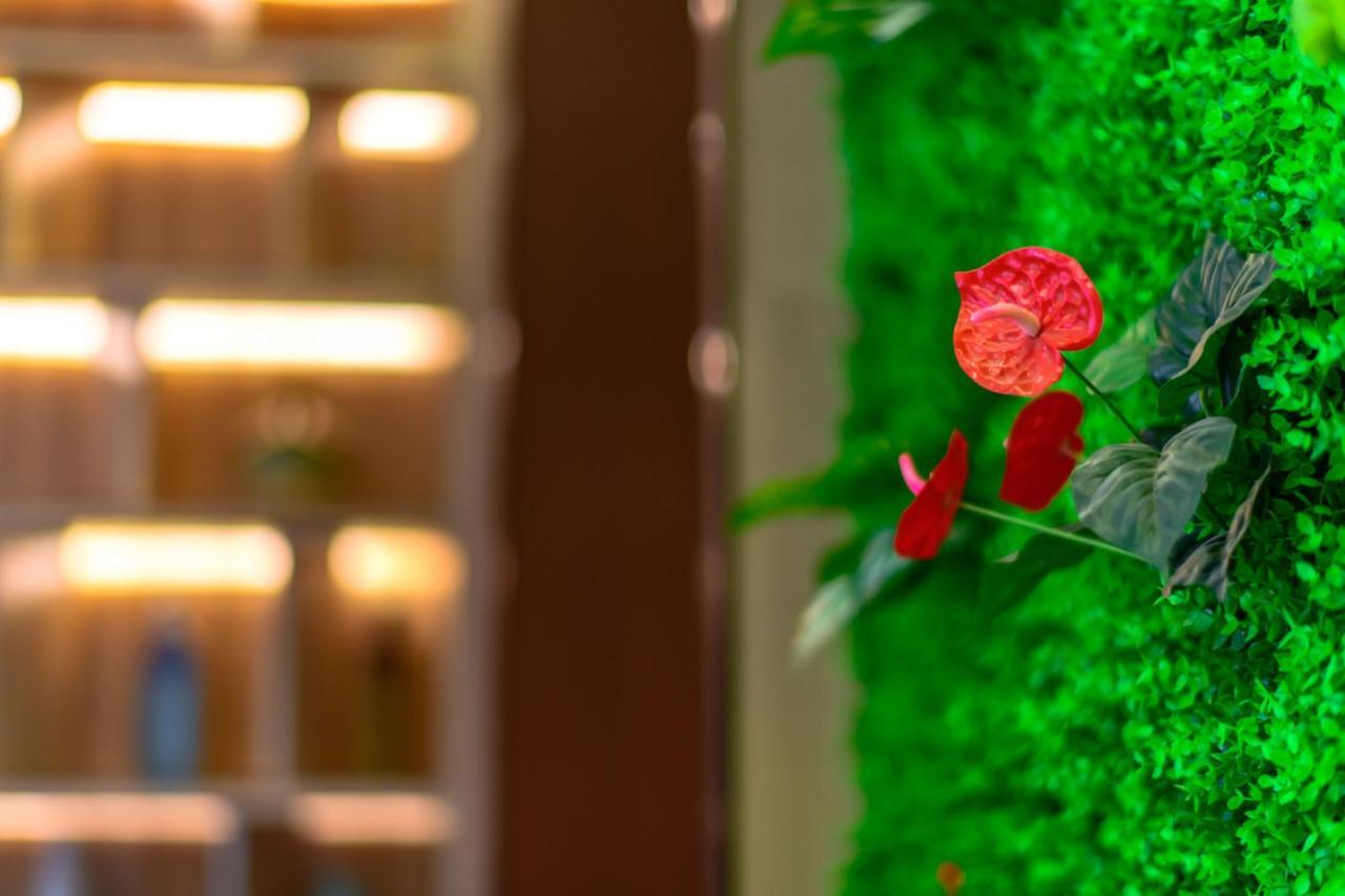 Ramada Encore By Wyndham Guangzhou Panyu Exterior foto